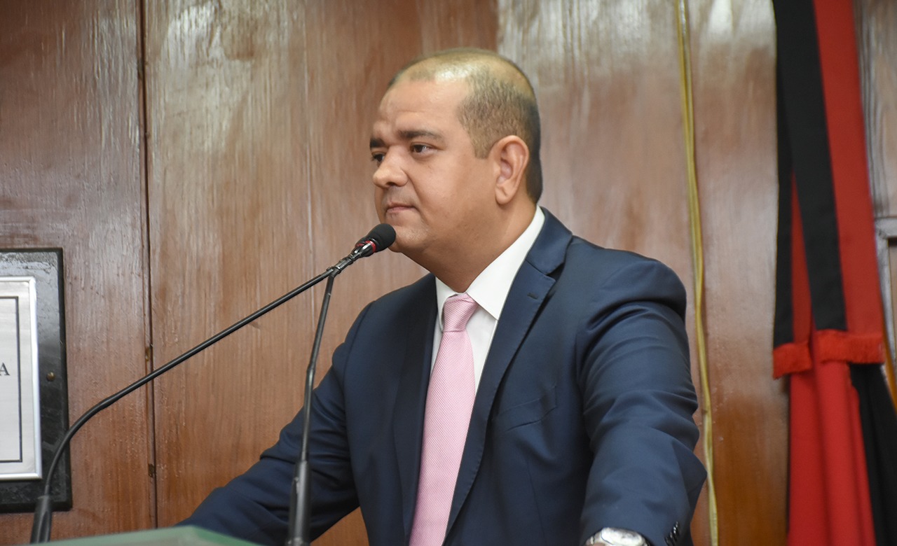 Líder do governo exalta prêmio recebido pelo prefeito Cícero Lucena – CMJP