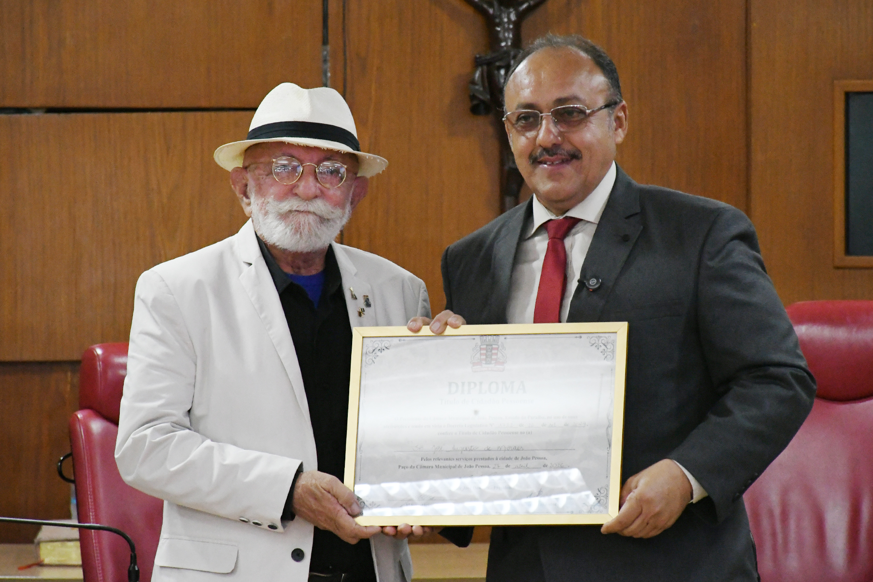 CMJP entrega Título de Cidadão Pessoense ao pesquisador José Augusto de Moraes