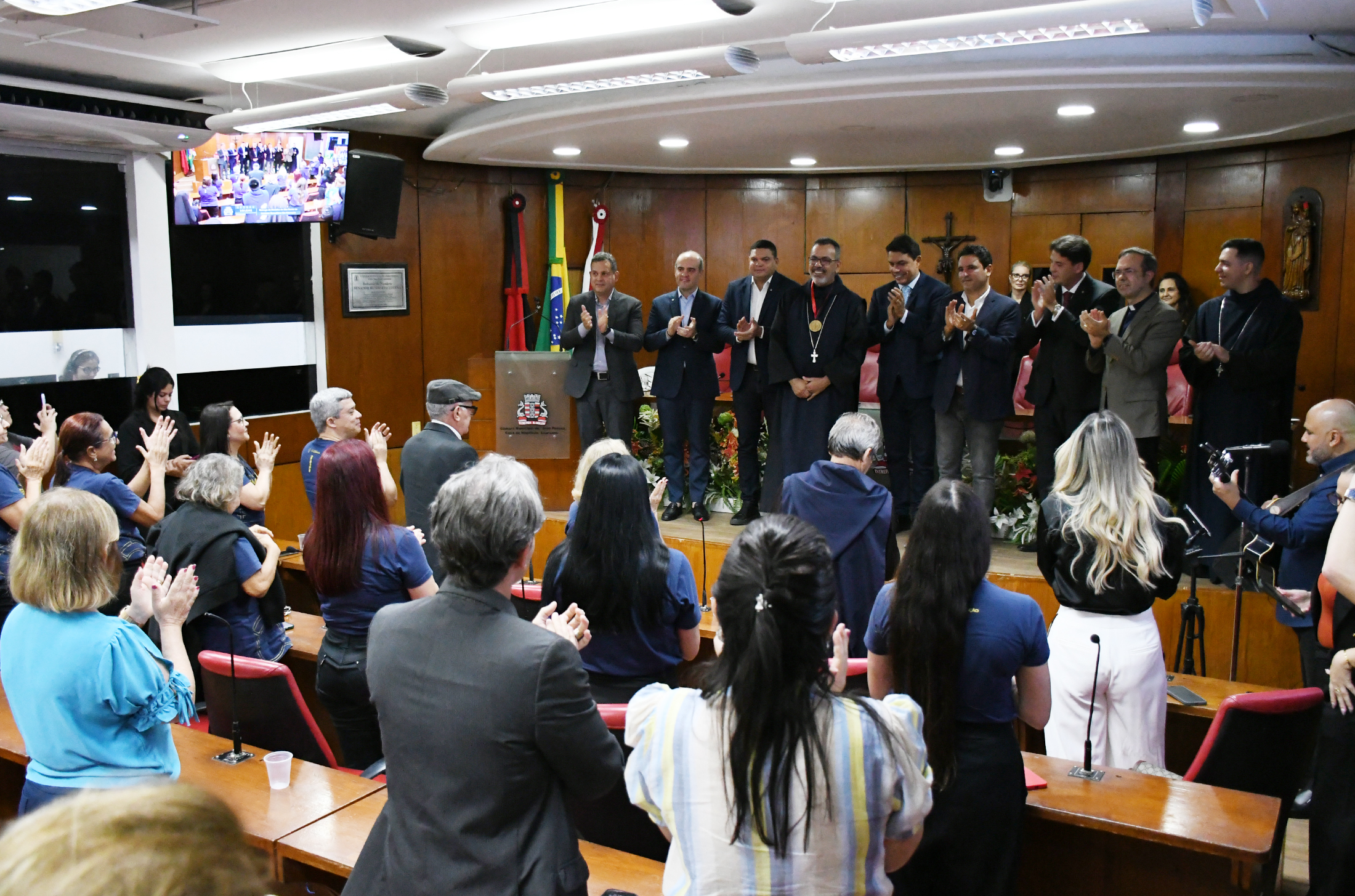 Instituto Beneditino em Adoração recebe Medalha de São Bento Instituto Beneditino em Adoração recebe Medalha de São Bento